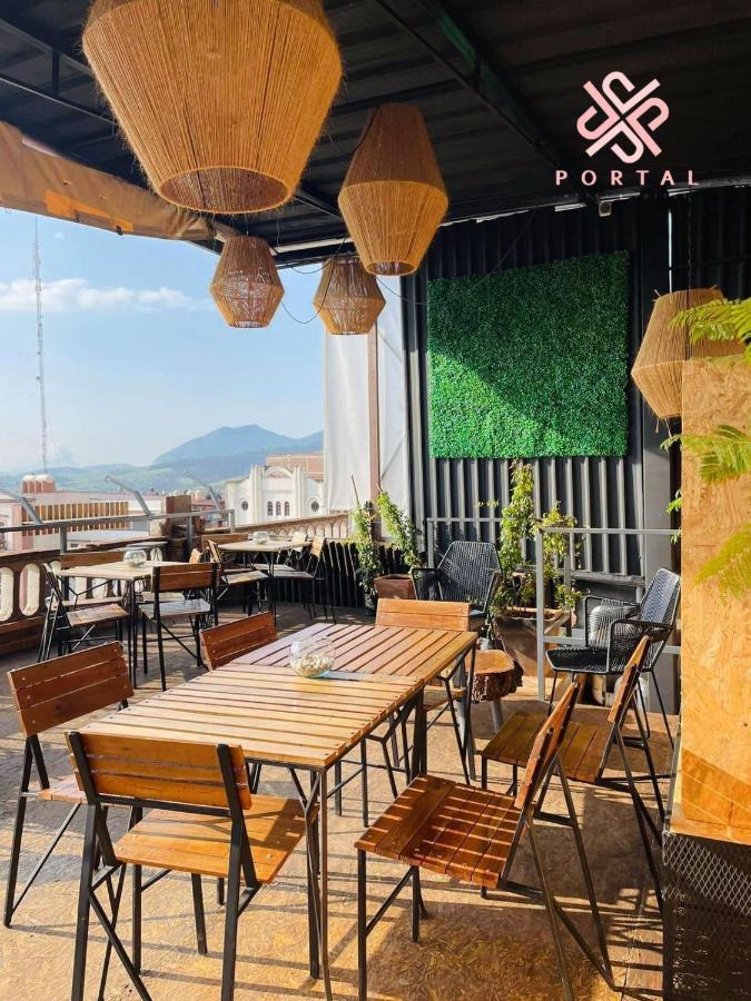 Hotel Portal & Suites Ciudad Hidalgo Zewnętrze zdjęcie
